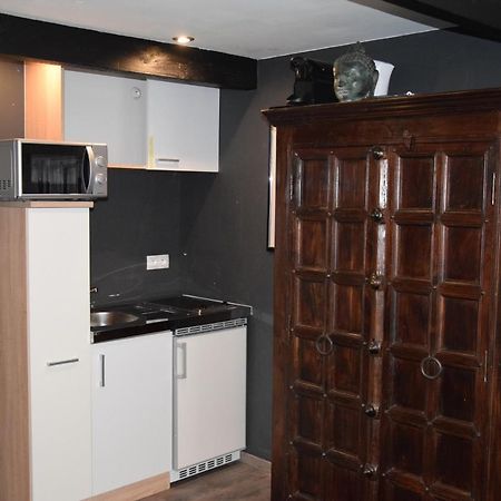 Studio Frodo En Zazou Maaseik Exteriör bild